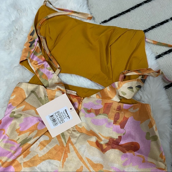 ✨Showpo Floral Cutout Midi Dress - Picture 7 of 10